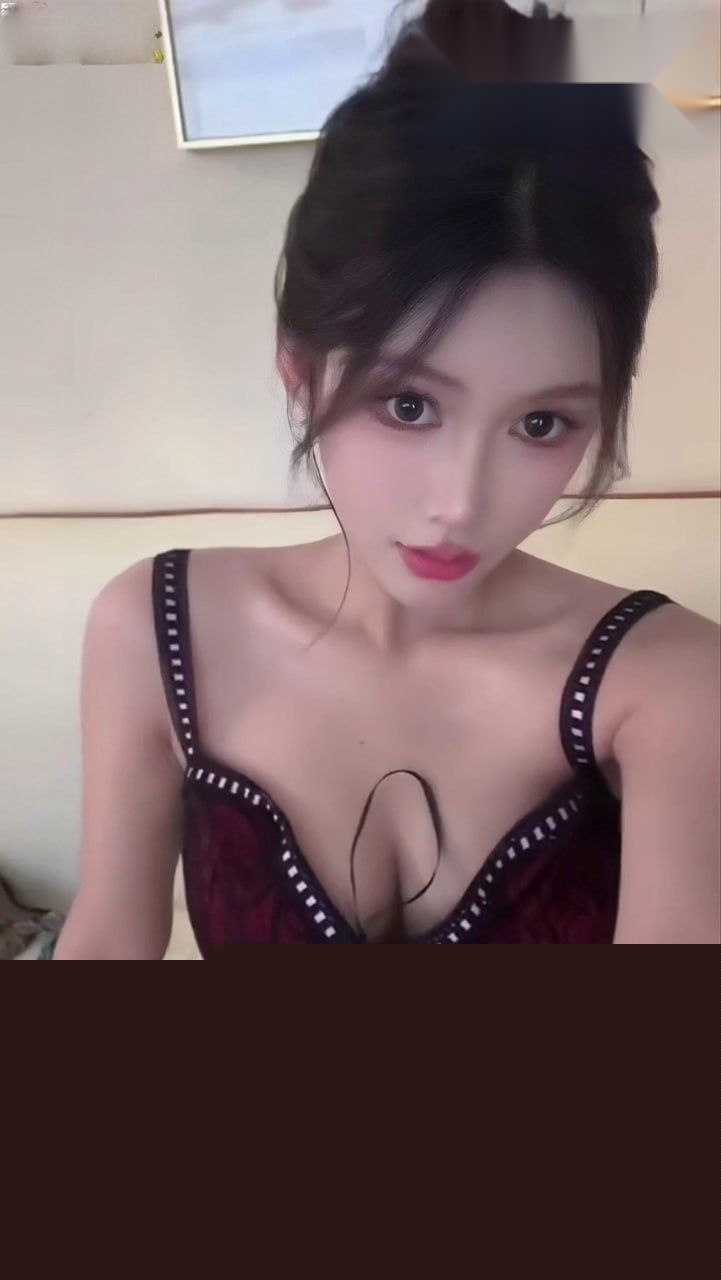 成都气质女神又希反差曝光3