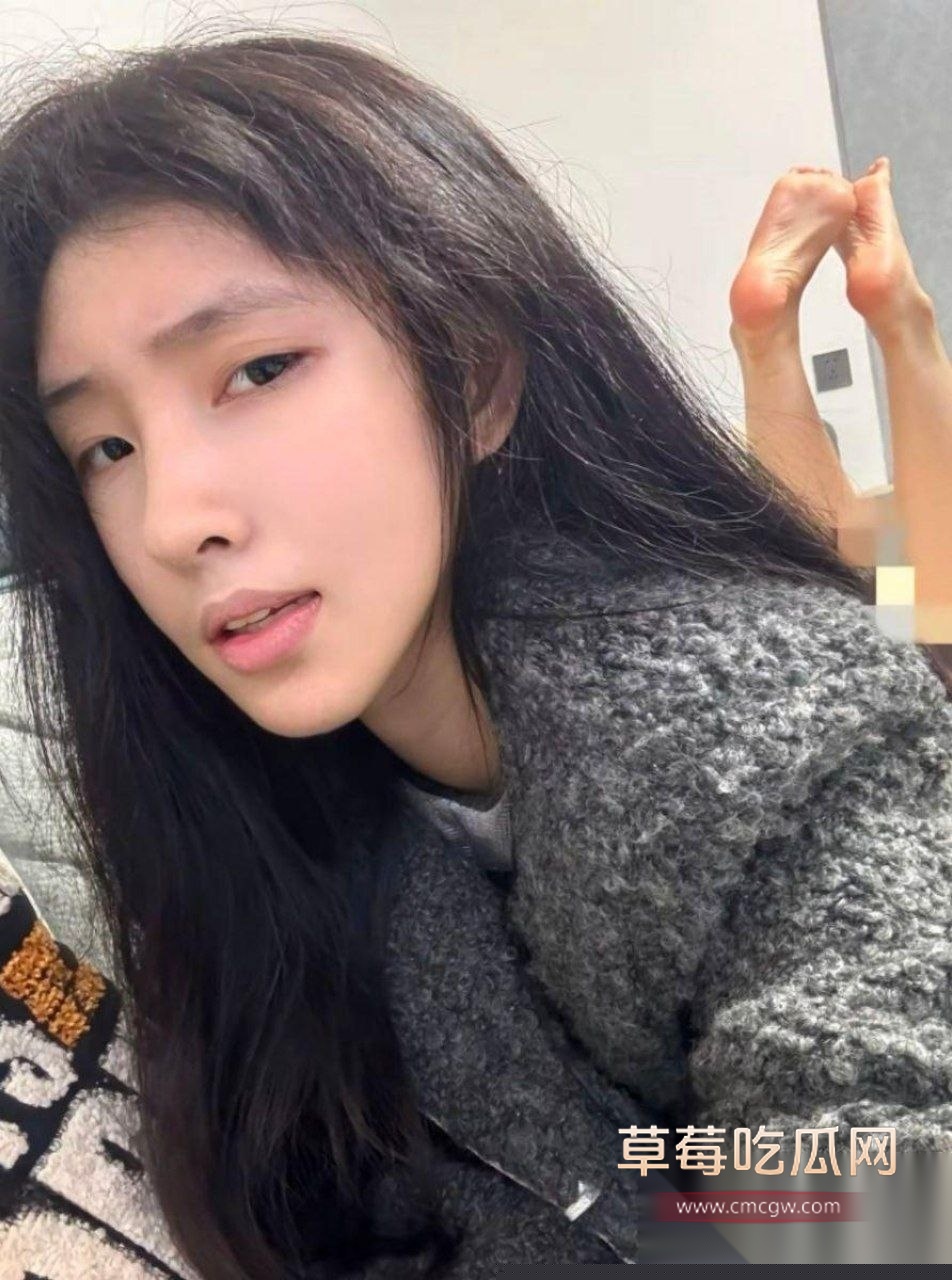 某艺术系女大学生 15 某艺术系女大学生 15