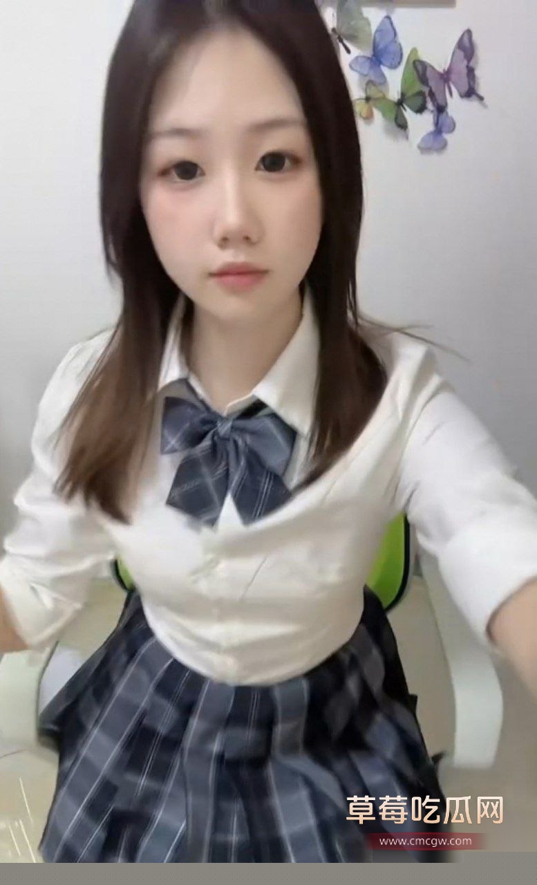 性感极品身材眼镜妹 30 性感极品身材眼镜妹 30