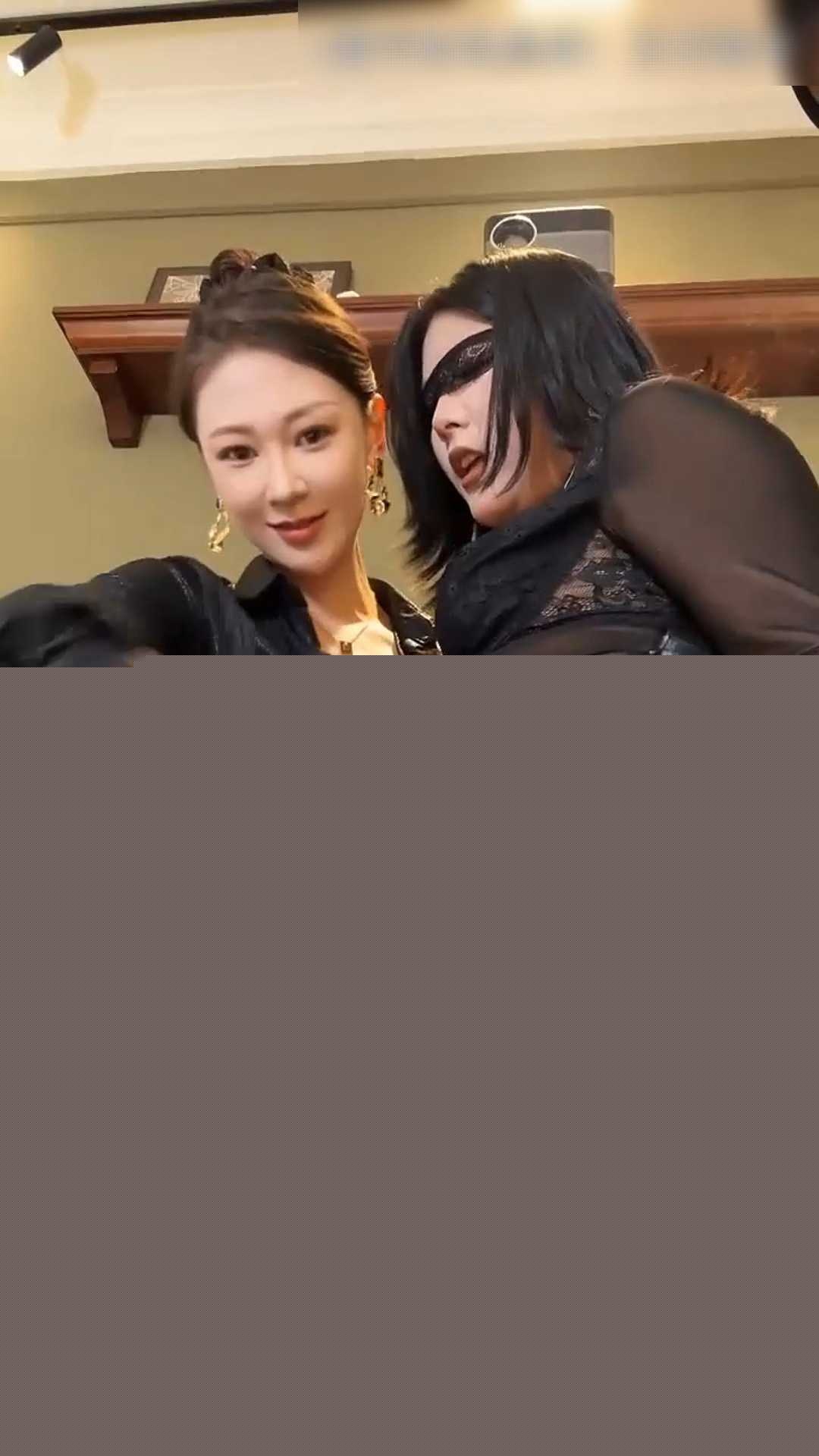 高颜御姐艾琳玩物直播现场 6 高颜御姐艾琳玩物直播现场 6
