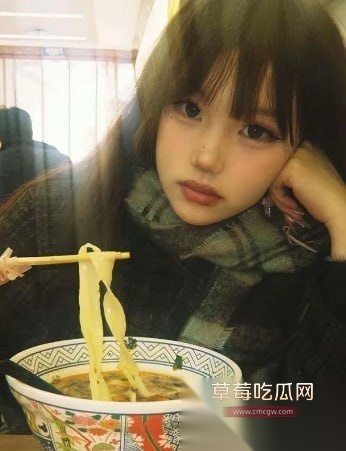 顶级反差小母狗吴昕 8