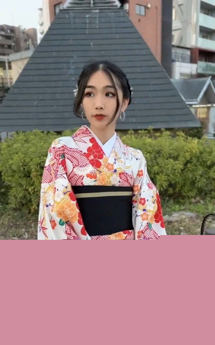 推特反差博主兔子布朗尼自拍福利10