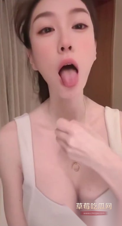 抖音高颜值网红D大熊硬糖 13
