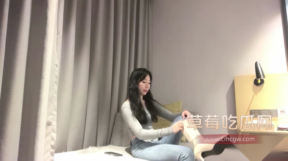 小宝寻花黑丝极品白虎开裆黑丝大长腿有点反差很内媚0002 小宝寻花黑丝极品白虎开裆黑丝大长腿有点反差很内媚0002
