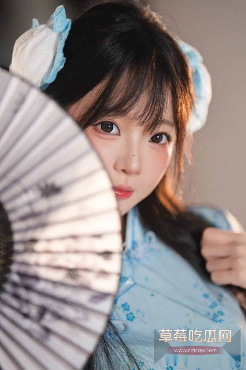 小鸢饱写真1.jpg
