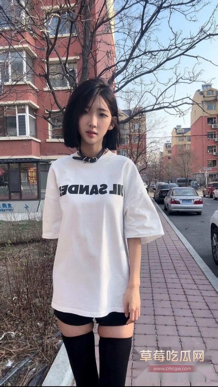 纯欲学生妹被富豪重金攻略2