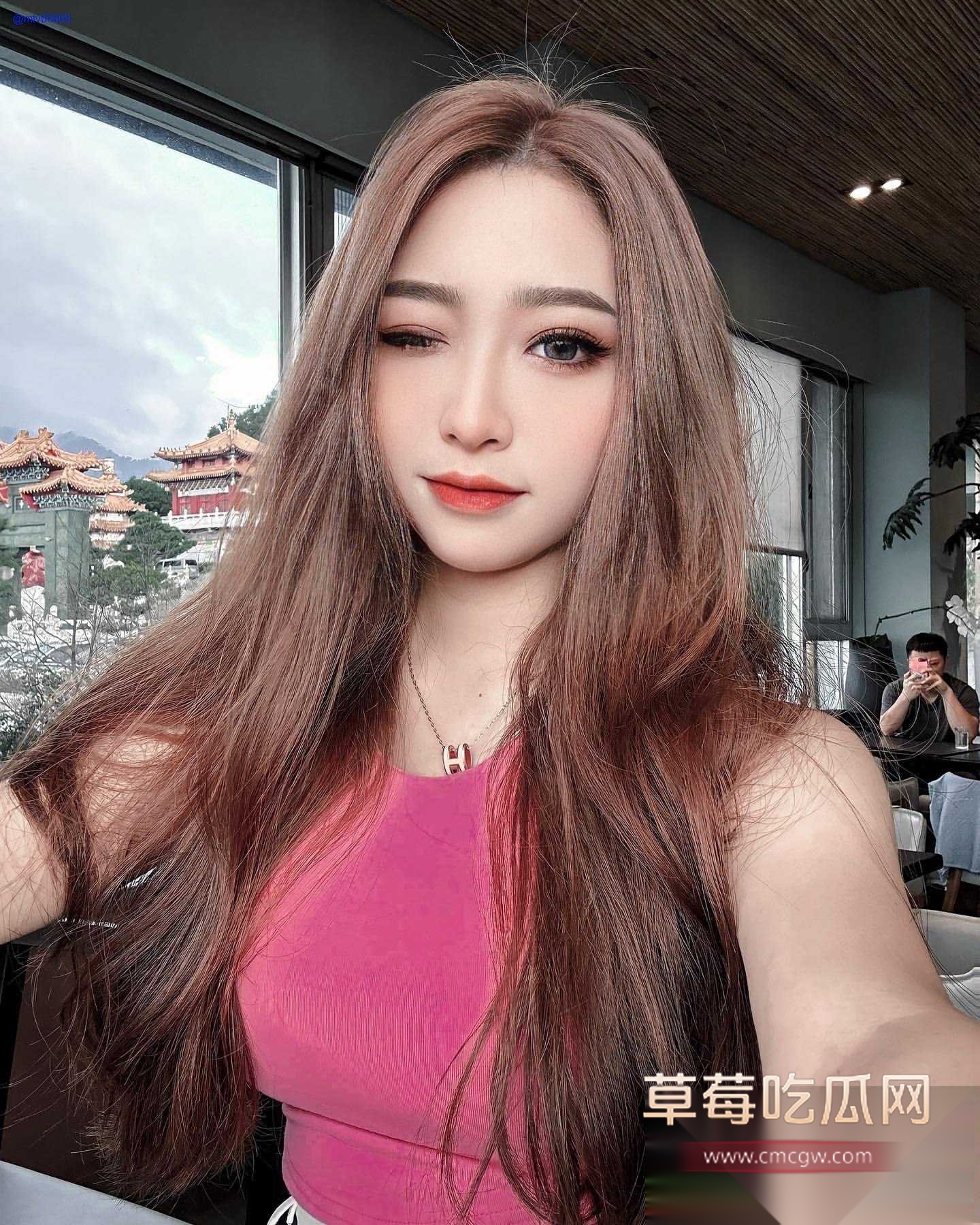 黄思颖10.jpg 黄思颖10.jpg