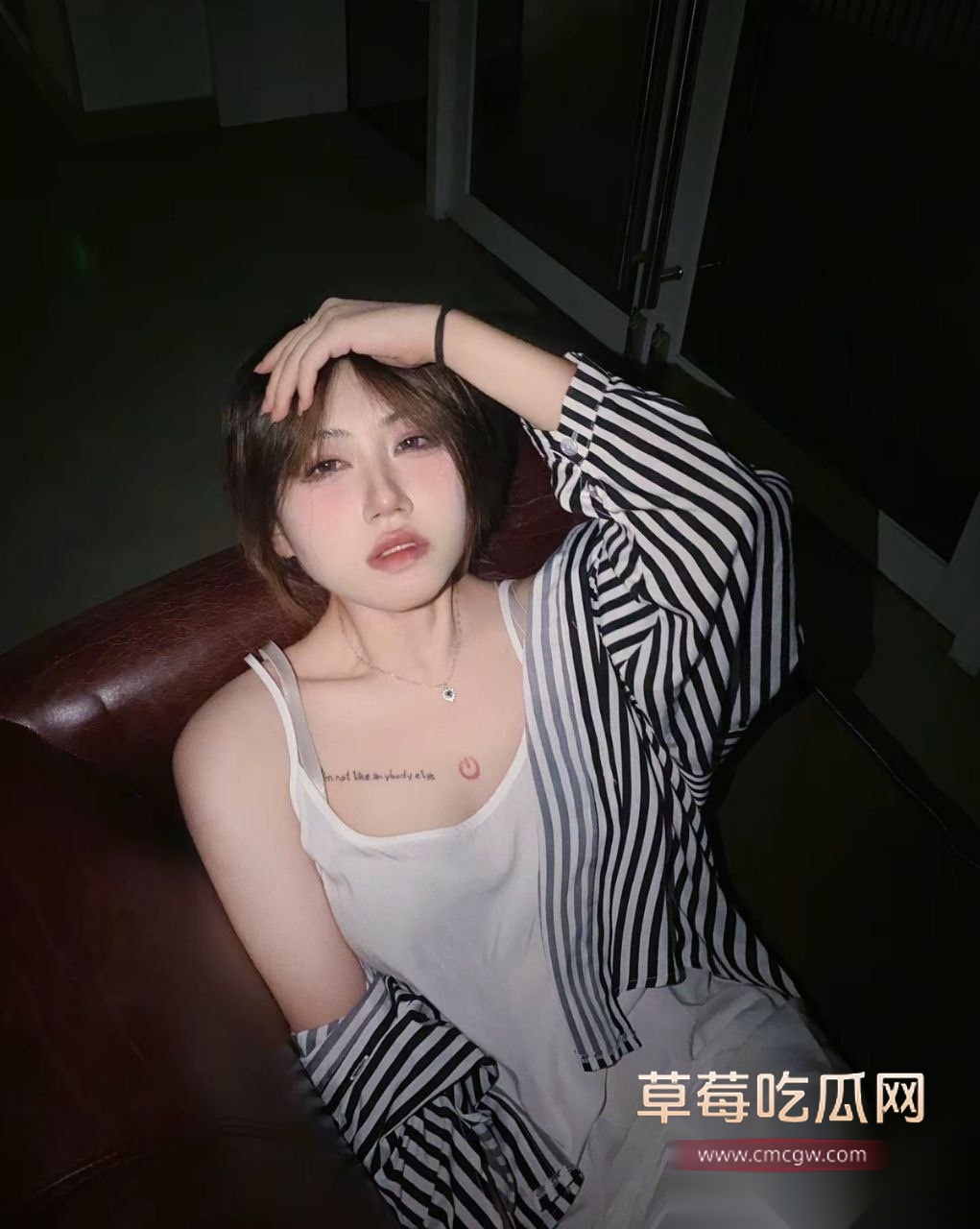 安徽00后酒吧营销小妹被大哥看上带走酒店 10 安徽00后酒吧营销小妹被大哥看上带走酒店 10