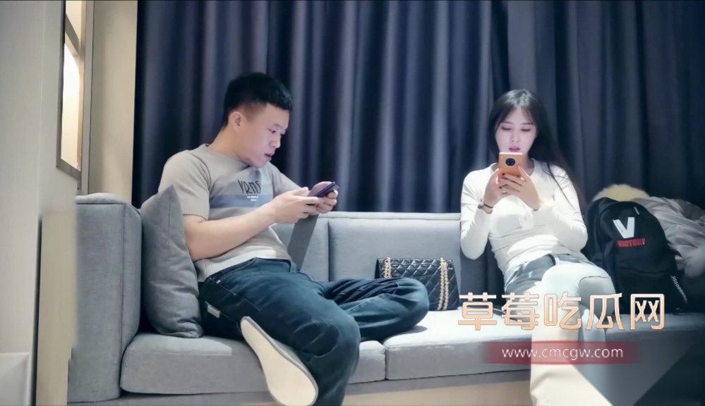 七天极品探花3000高价网约外围，极品女神一字马0002