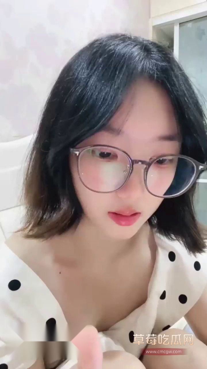 清纯眼镜妹安安宝贝2 清纯眼镜妹安安宝贝2
