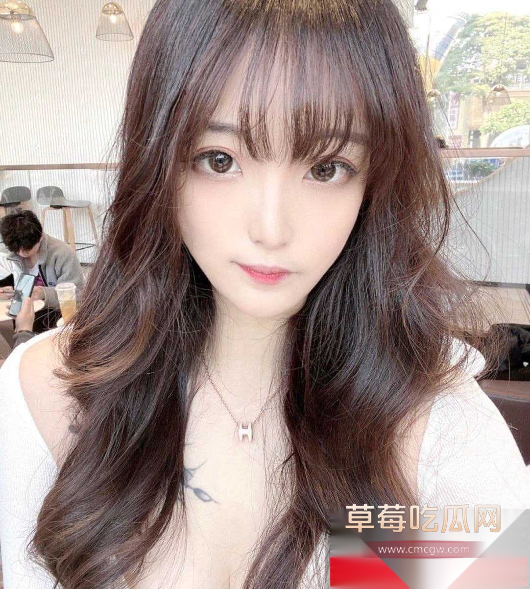 C罩杯大奶少女1.jpg C罩杯大奶少女1.jpg