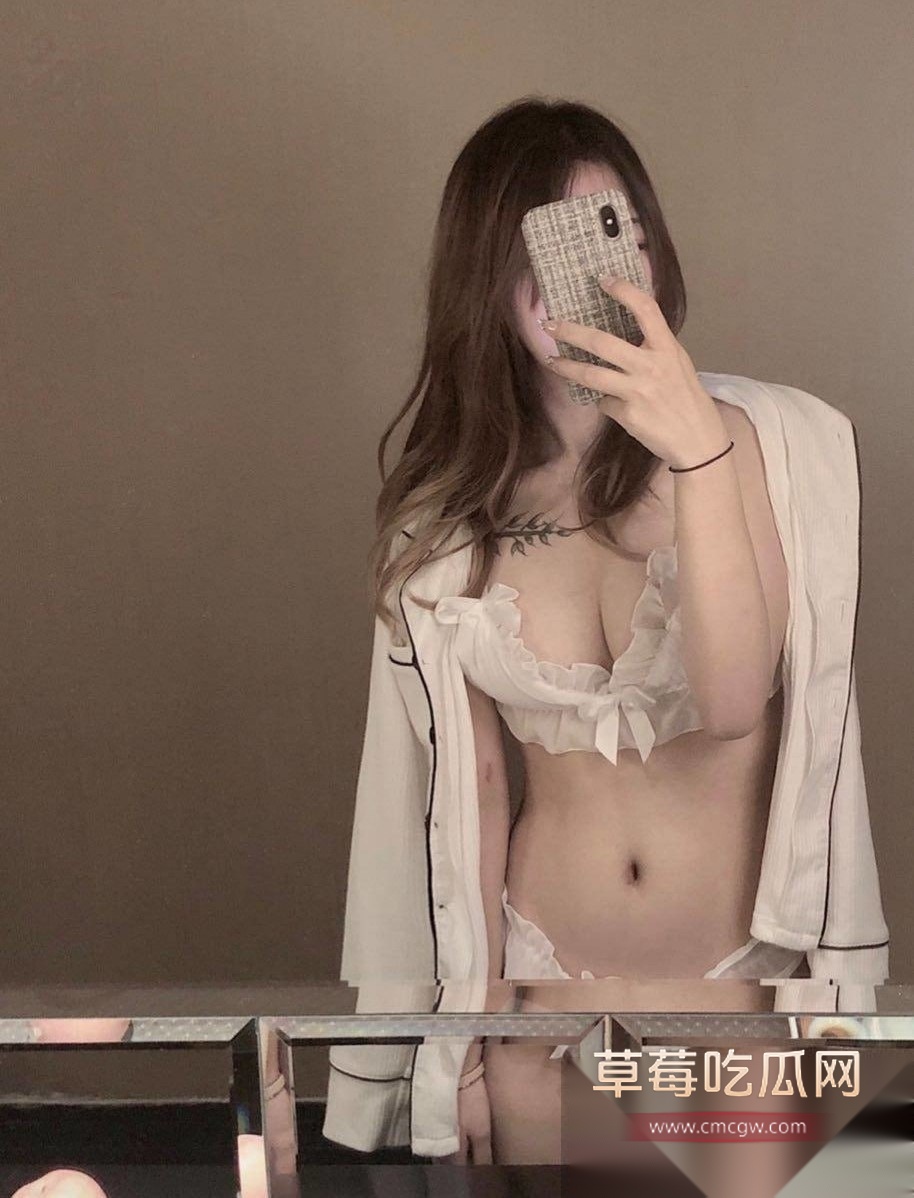 C罩杯大奶少女2.jpg C罩杯大奶少女2.jpg