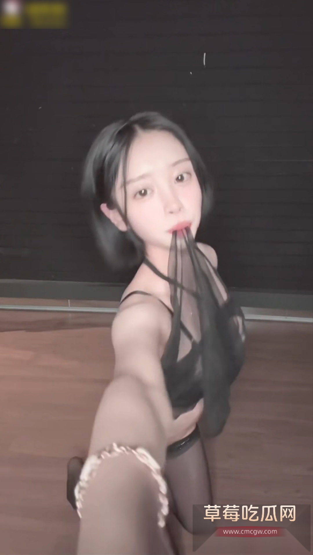韩国母狗私密视频流出 5