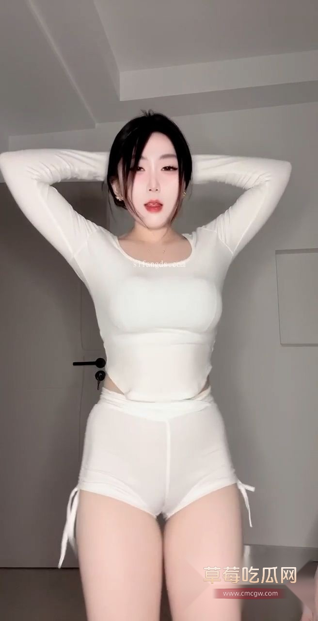 快手少妇 19岁的姨姨 定制福利流出3 快手少妇 19岁的姨姨 定制福利流出3