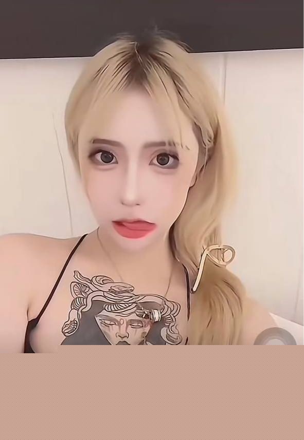 曾经百万网红周丽珊1 曾经百万网红周丽珊1