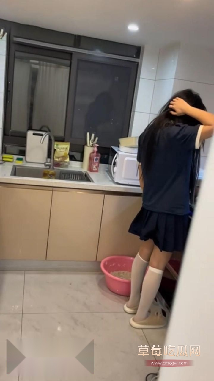 海角社区我是奶气草莓精彩作品1 海角社区我是奶气草莓精彩作品1