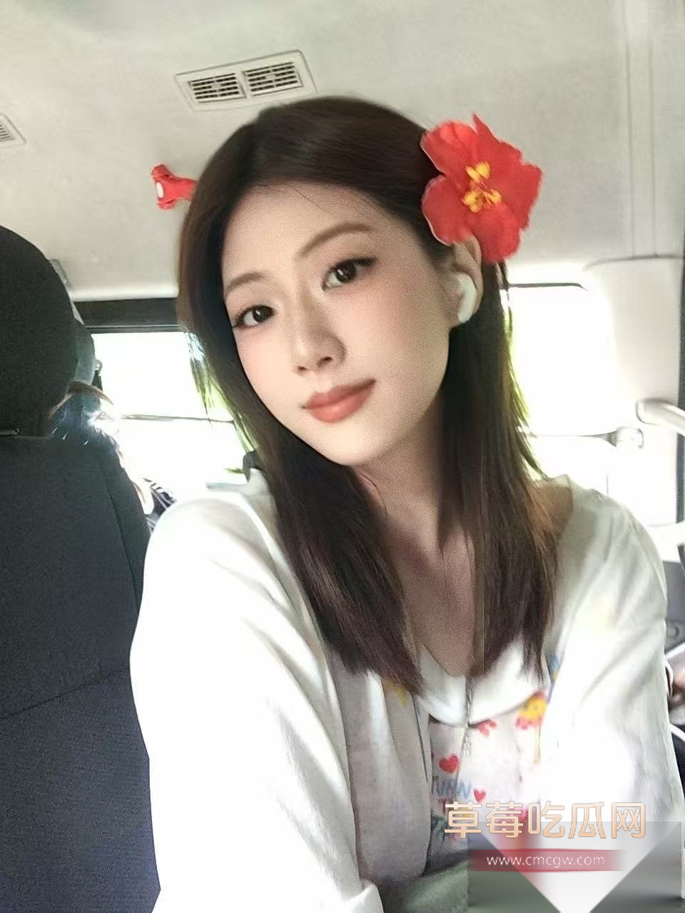推特超强约炮博主小怪兽E 24 推特超强约炮博主小怪兽E 24