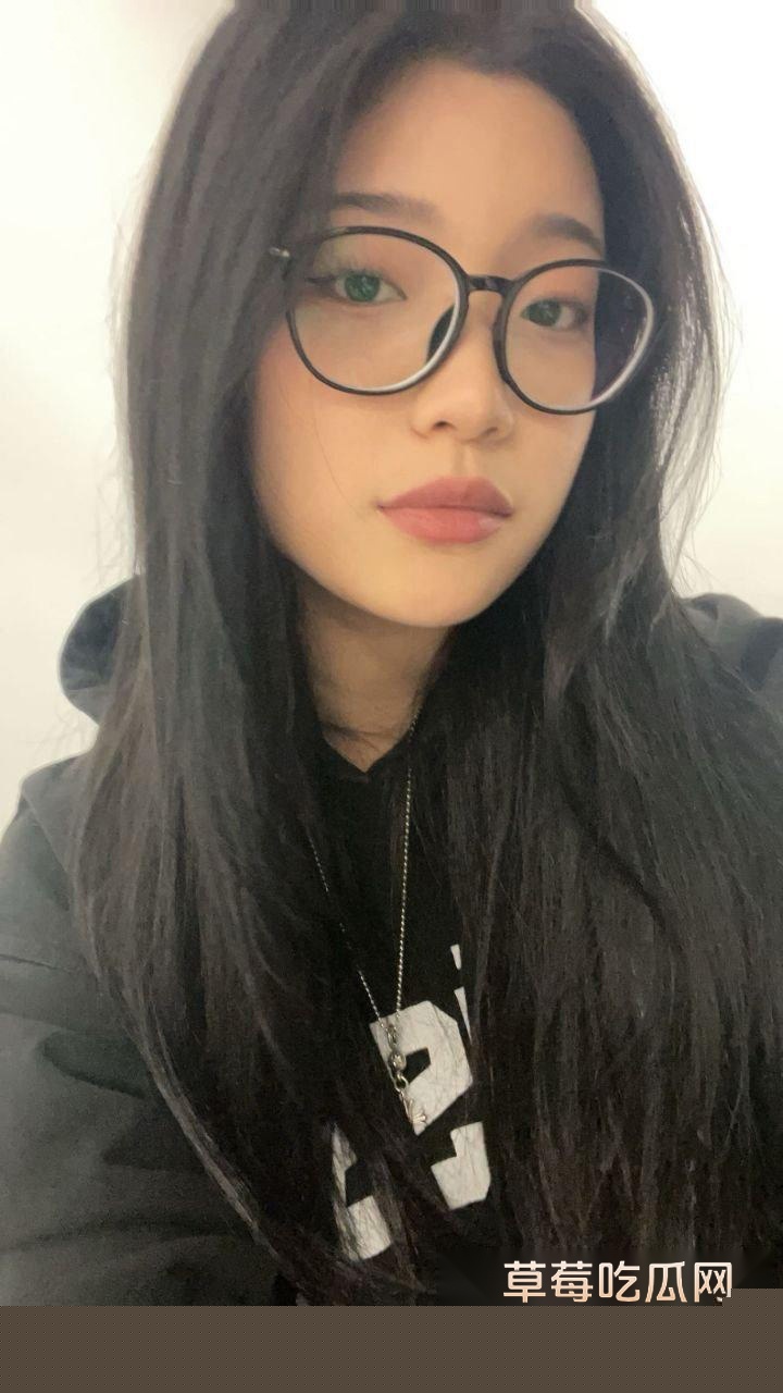 调教高颜值巨乳女网红 16 调教高颜值巨乳女网红 16