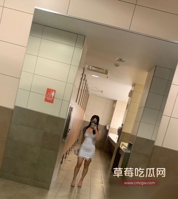 可爱学生妹6.jpg 可爱学生妹6.jpg