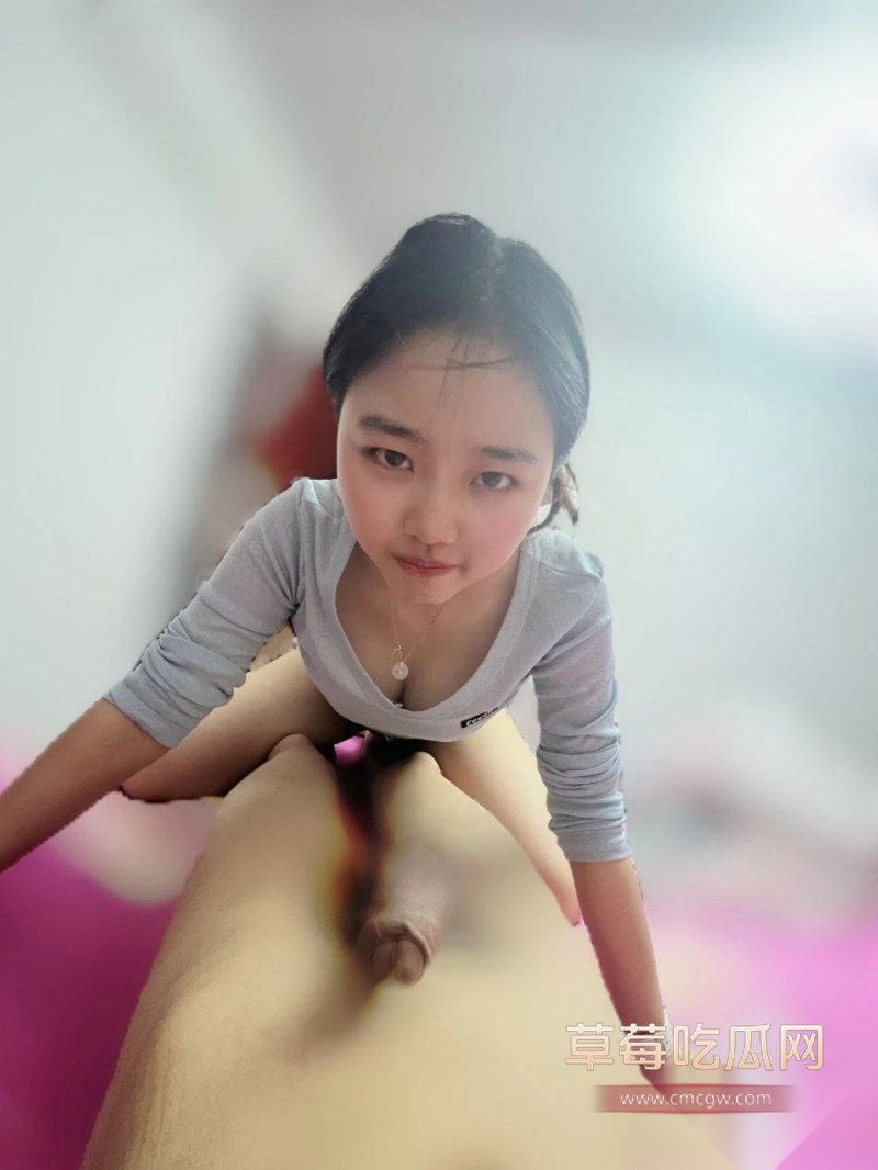 绿帽男泄密流出自家舞蹈系女友影图 23 绿帽男泄密流出自家舞蹈系女友影图 23