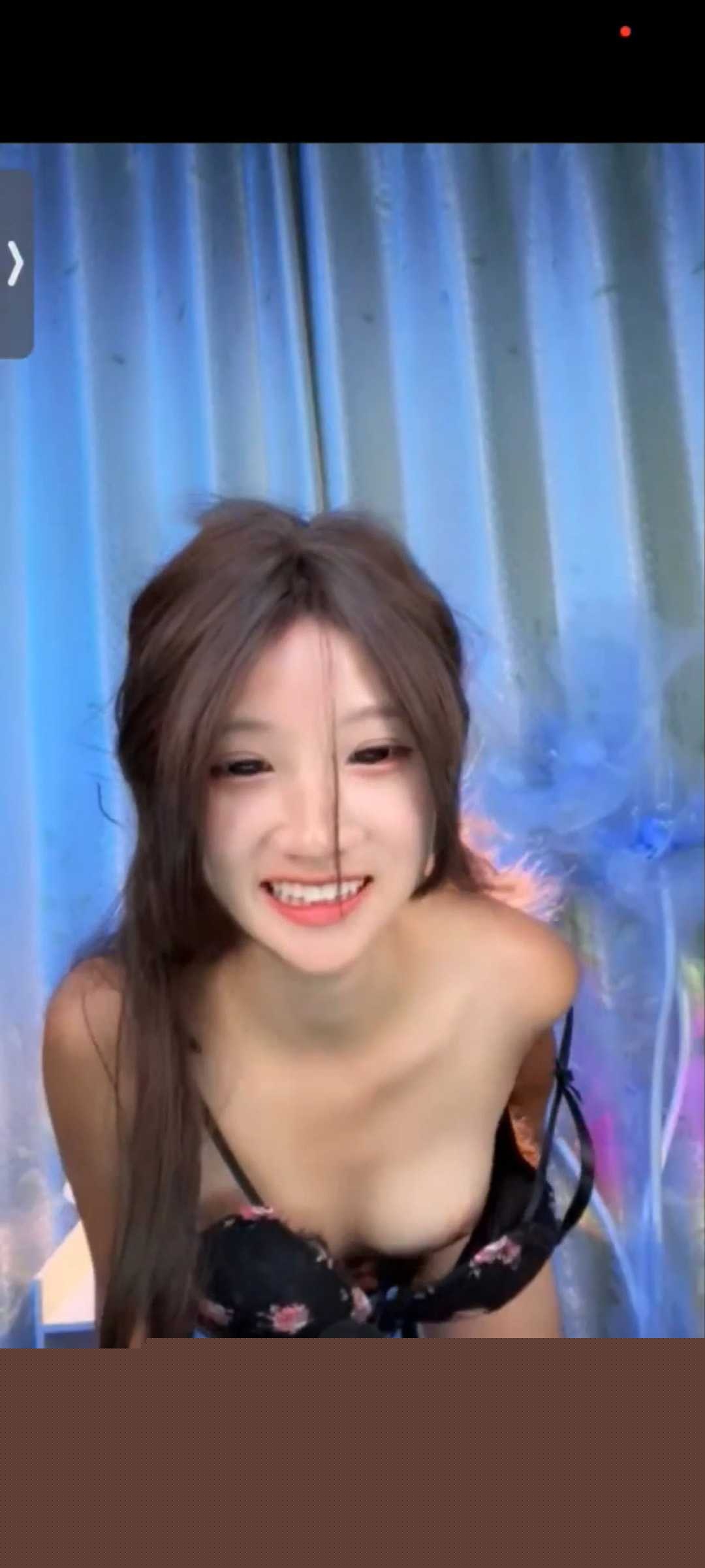 抖音美少女胖狗崽 2 抖音美少女胖狗崽 2