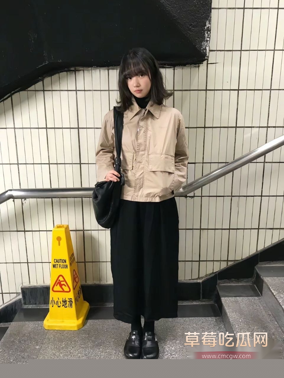上海富二代大哥包养中日混血妹子 12 上海富二代大哥包养中日混血妹子 12