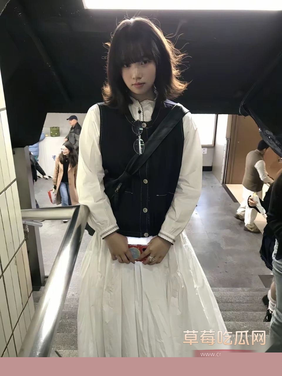 上海富二代大哥包养中日混血妹子 13 上海富二代大哥包养中日混血妹子 13