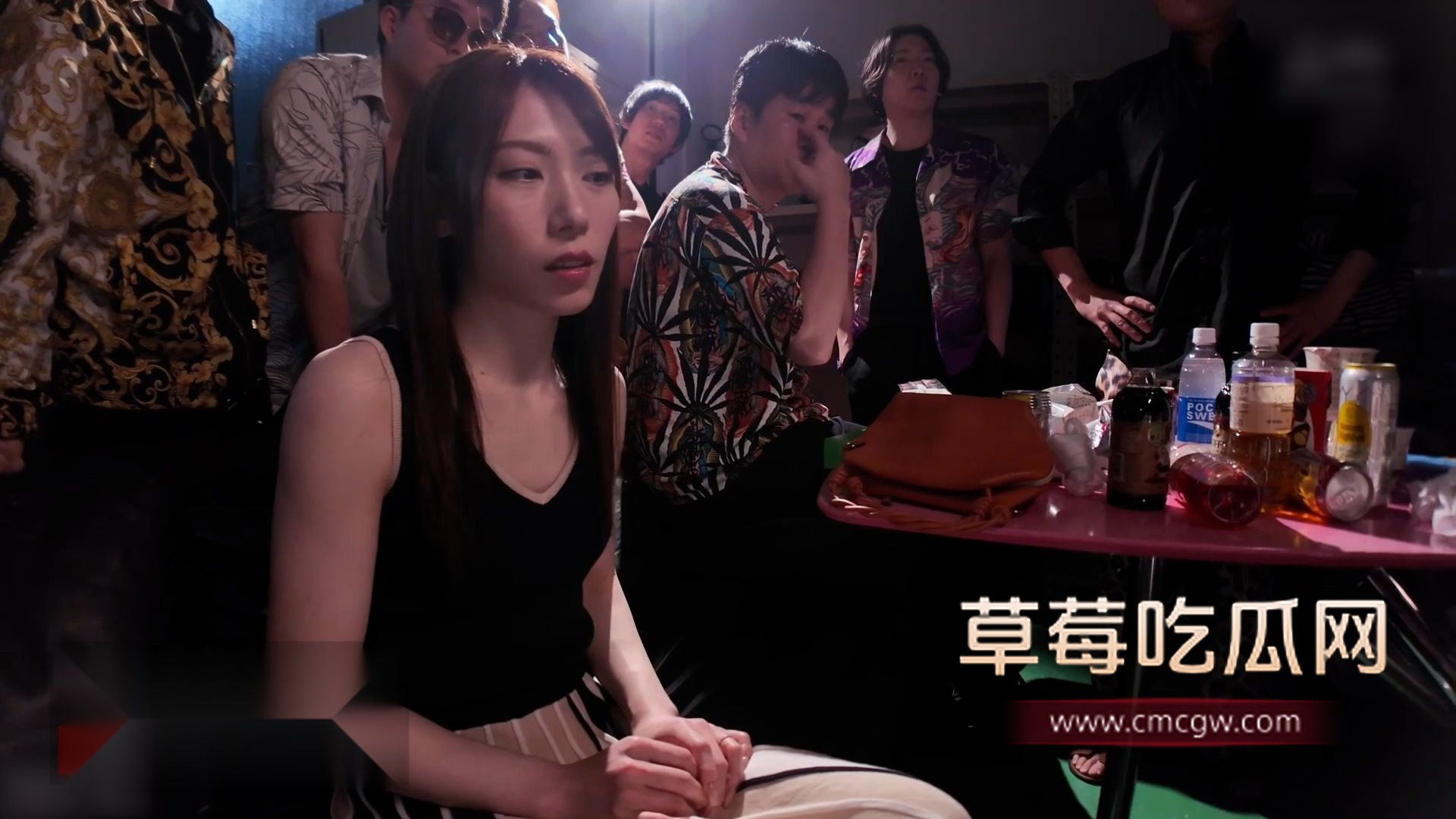 前妻再婚后过上了幸福生活让自己嫉妒的面目全非1 前妻再婚后过上了幸福生活让自己嫉妒的面目全非1