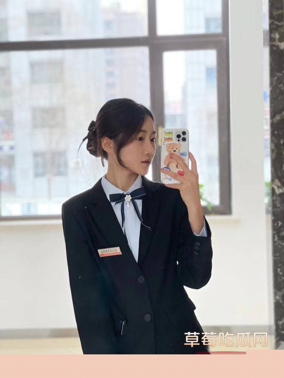 辽源巴卤社火锅店老板被人扒出是绿帽侠 喜欢在推特分享老婆扒逼照和啪啪视频 点赞越多他越性奋！ 10