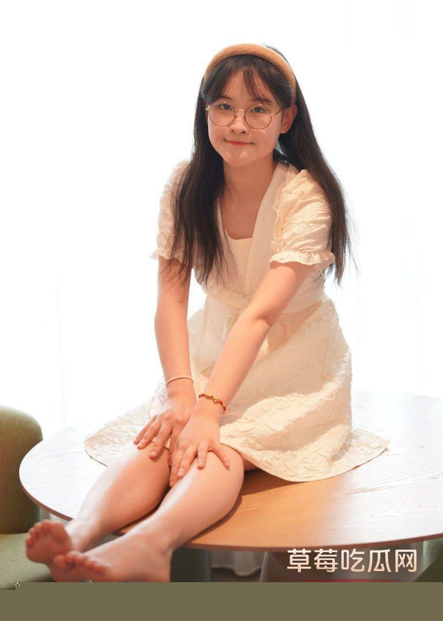 母狗周奕扬 18 母狗周奕扬 18