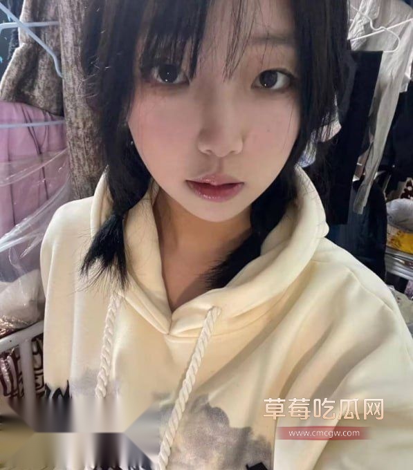 湖北眼镜大学生陈敏华2 湖北眼镜大学生陈敏华2