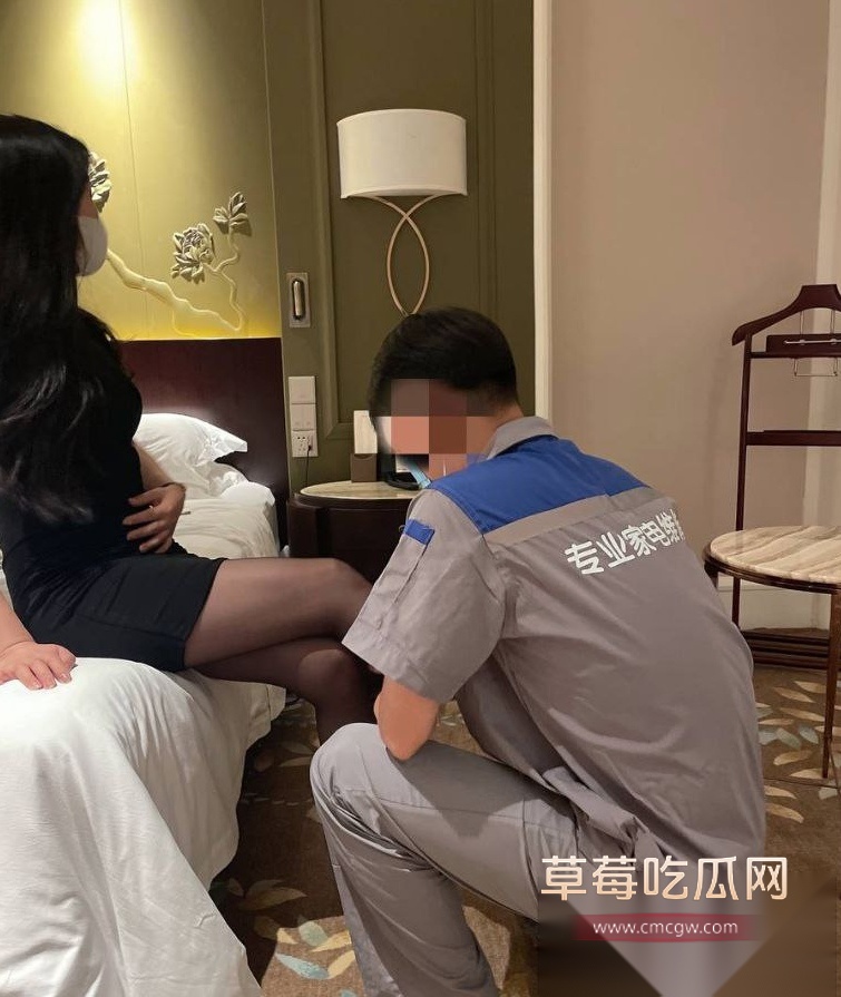 有钱人夜生活大曝光 富哥夜夜当新郎 ktv房车各种场合骑跨后入调教美女 真是金主的生活我的梦！ 1