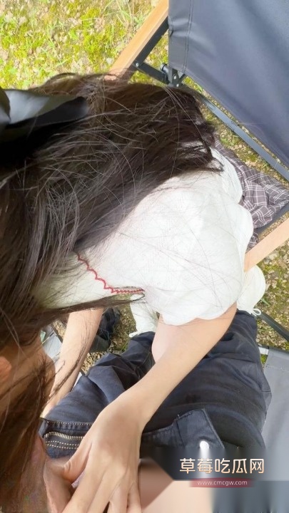 海角真实父女乱伦 大屌爸爸带女儿露营 期间脱裤操干萝莉女儿 因女儿骚穴太紧差点给爸爸夹射! 1 海角真实父女乱伦 大屌爸爸带女儿露营 期间脱裤操干萝莉女儿 因女儿骚穴太紧差点给爸爸夹射! 1