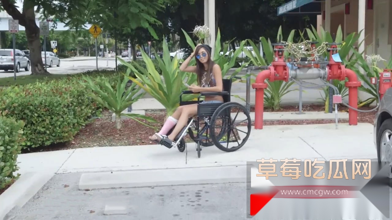 轮椅女孩Kimberly 1 轮椅女孩Kimberly 1
