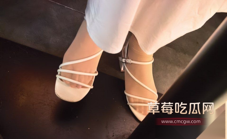河北邢台气质小美女赵欣阳被渣男故意接近调教 本文静内向的她被渣男带坏床上反差撅屁股求插! 7 河北邢台气质小美女赵欣阳被渣男故意接近调教 本文静内向的她被渣男带坏床上反差撅屁股求插! 7