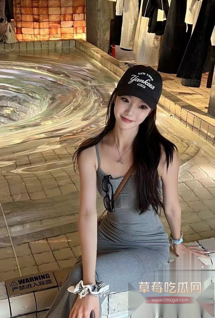 北京市海韵艺术学校芭蕾舞美女 胡妍慈 被金主重金定制 芭蕾艺术家发骚视频 穿芭蕾舞服的妹子浴室一字马放尿 真难得一见! 4 北京市海韵艺术学校芭蕾舞美女 胡妍慈 被金主重金定制 芭蕾艺术家发骚视频 穿芭蕾舞服的妹子浴室一字马放尿 真难得一见! 4