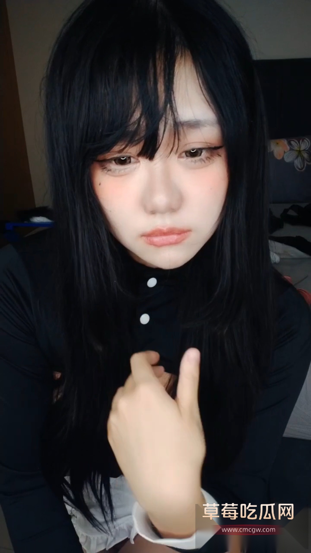 地雷系精神小妹自慰诱惑 3 地雷系精神小妹自慰诱惑 3