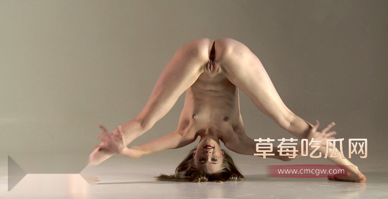 欧美女神全裸表演秀2 欧美女神全裸表演秀2