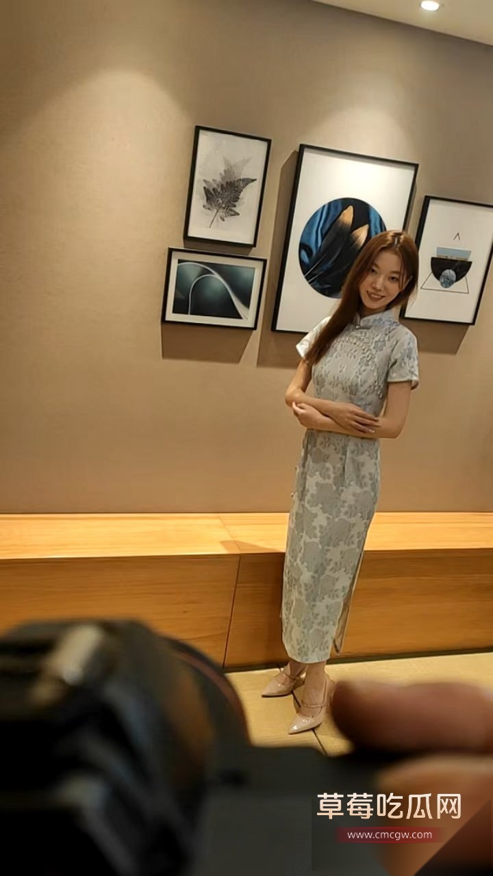 旗袍女大学生 1 旗袍女大学生 1