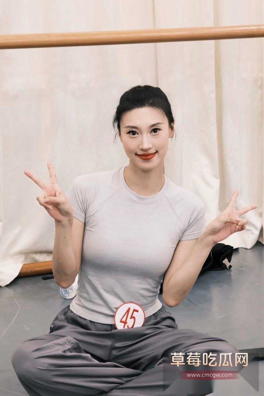 东方演艺集团艺术演员王姝蒙 8 东方演艺集团艺术演员王姝蒙 8
