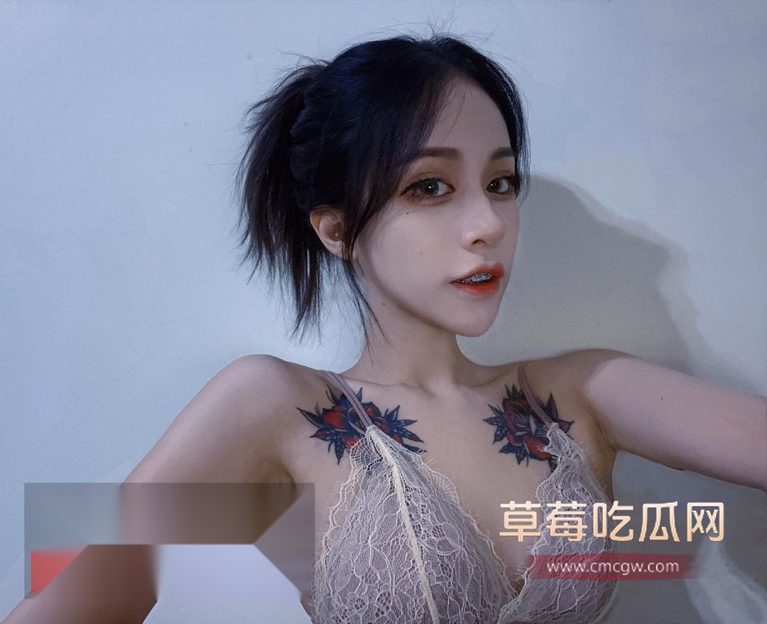 推特爆火网黄情侣JKS&C付费操穴视频外泄 女主不仅骚浪还很配合 两人玩着各种姿势沉浸在高潮中
