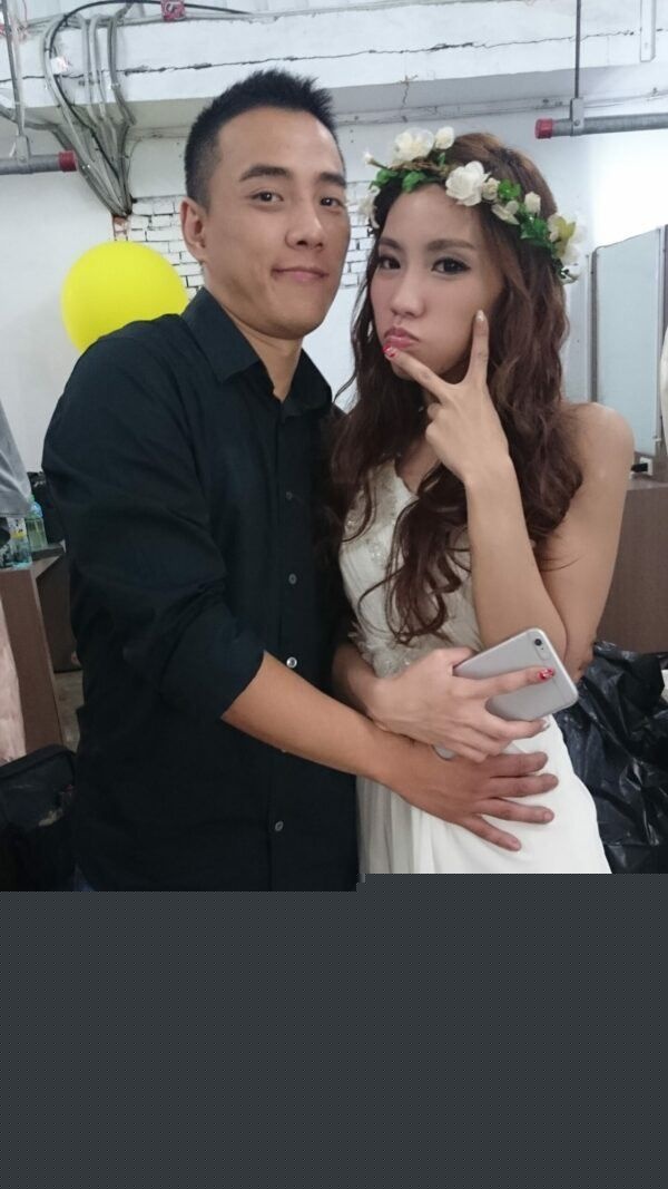 香港已婚夫妻大胆寻乐1 香港已婚夫妻大胆寻乐1