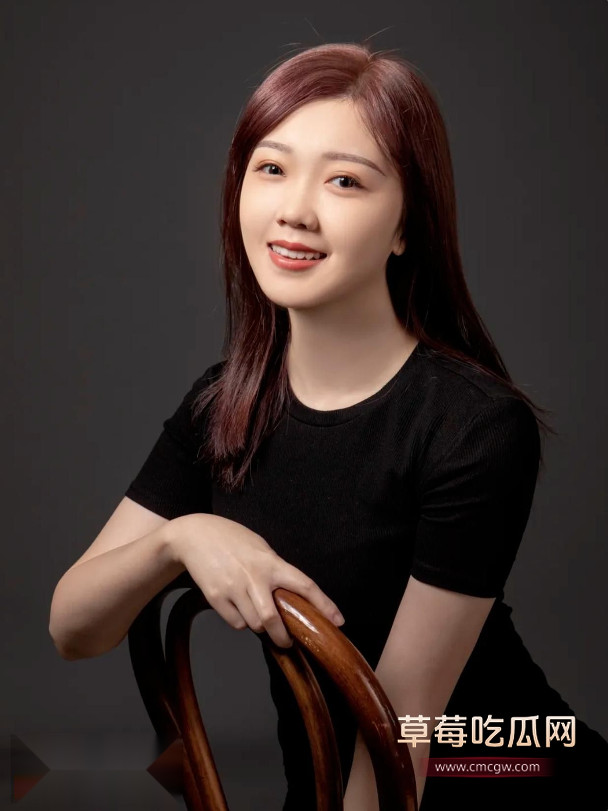 辽宁经典音乐广播的女主播晚晚私下喜欢语音聊骚 粉嫩蝴蝶逼让人意乱情迷 口交声自慰声包你爽射 辽宁经典音乐广播的女主播晚晚私下喜欢语音聊骚 粉嫩蝴蝶逼让人意乱情迷 口交声自慰声包你爽射