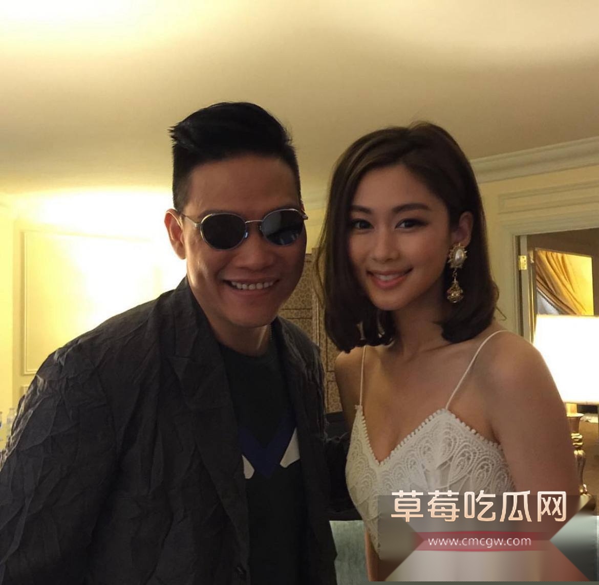 香港男歌手苏永康被曝出轨嫩妹女演员邓丽欣 狗仔偷拍下二人床上激情视频 网友辣评 现任老婆就是小三上位 不足为奇! 12 香港男歌手苏永康被曝出轨嫩妹女演员邓丽欣 狗仔偷拍下二人床上激情视频 网友辣评 现任老婆就是小三上位 不足为奇! 12