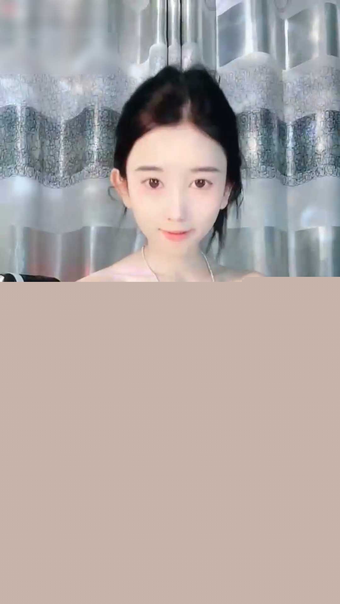 昆明巨乳高颜主播大尺度直播 15 昆明巨乳高颜主播大尺度直播 15