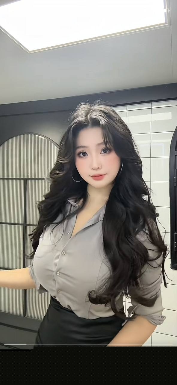 抖音200万粉丝网红肉装杨玉环 20 抖音200万粉丝网红肉装杨玉环 20