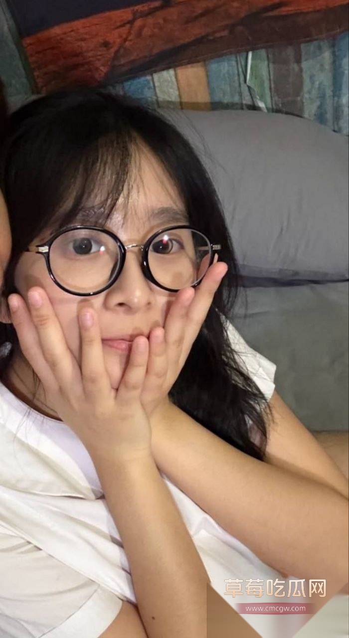 清纯女大高中时期就沉迷看黄片 上了大学终于谈到男友上床 天天沉醉于做爱的美妙快感 无法自拔! 5 清纯女大高中时期就沉迷看黄片 上了大学终于谈到男友上床 天天沉醉于做爱的美妙快感 无法自拔! 5