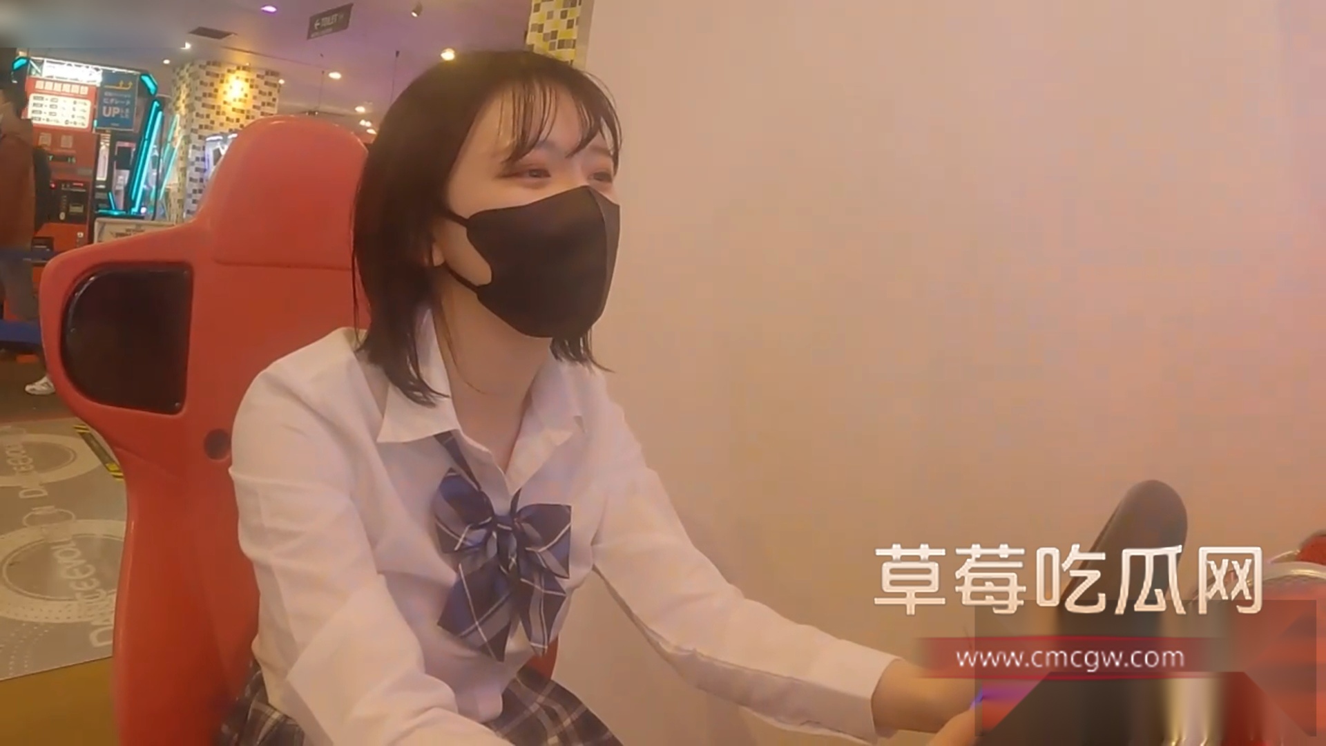 陪天然巨乳少女逛街购物 2 陪天然巨乳少女逛街购物 2