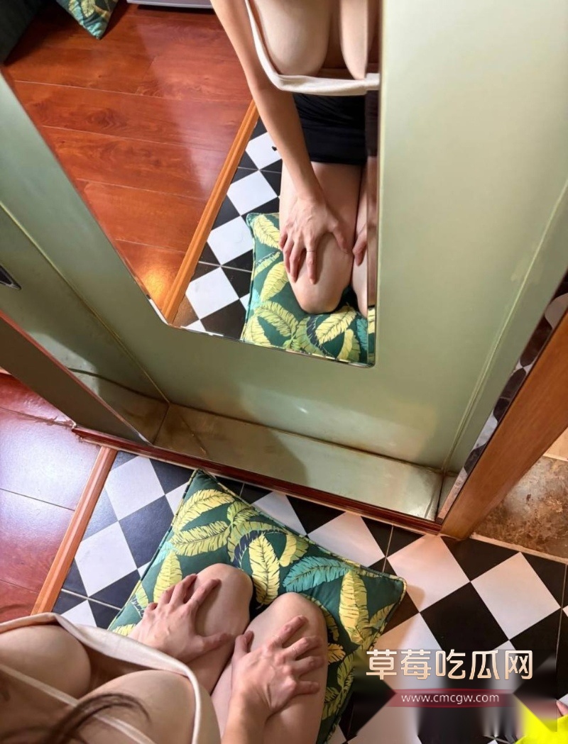 绿帽分享骚妻老师 2 绿帽分享骚妻老师 2