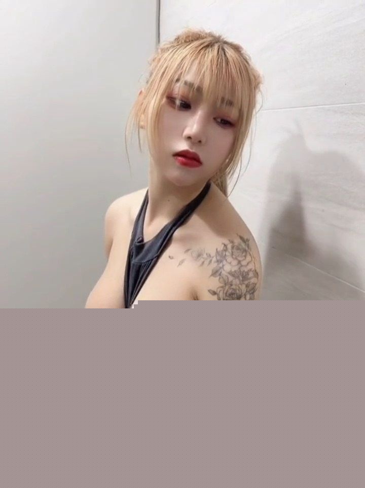 极品台妹艾玛Emma性爱自慰福利2 极品台妹艾玛Emma性爱自慰福利2